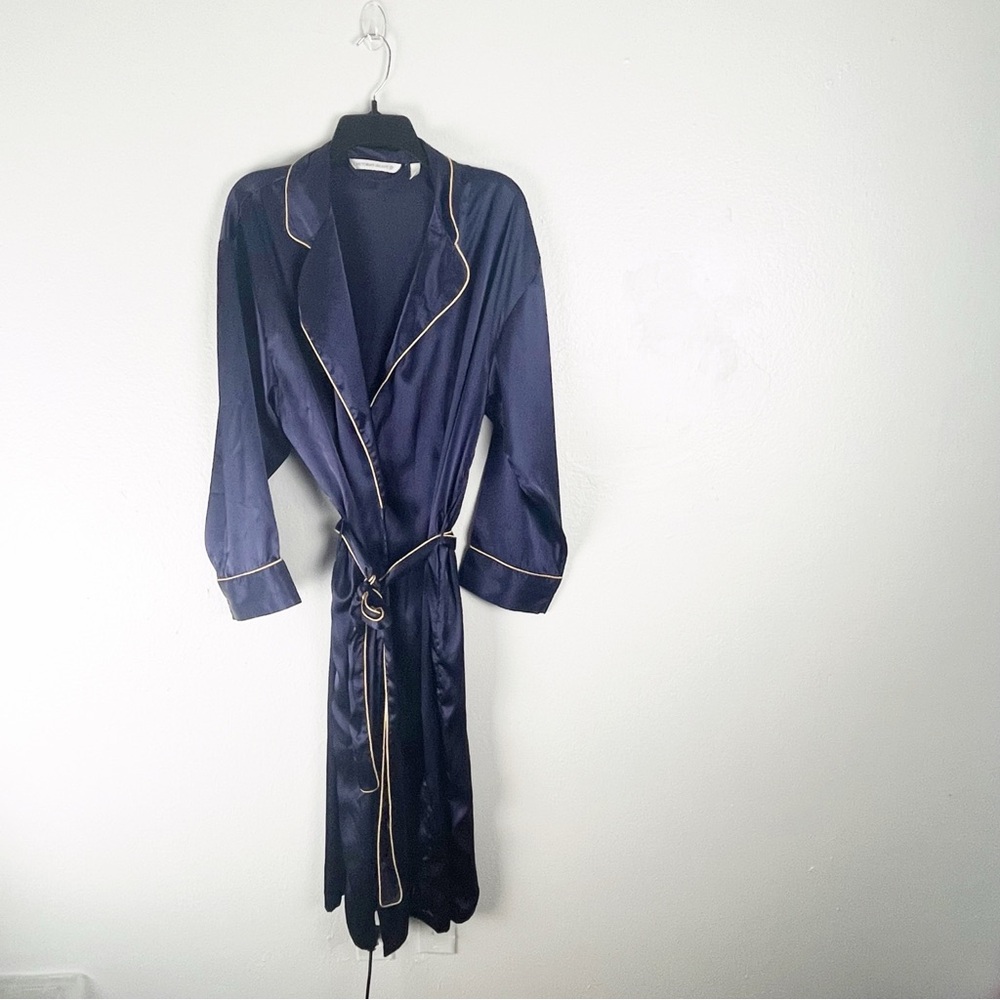 VICTORIA’S SECRET Dark Purple Gold Trim Long Sleeves Belted Waist Robe Large